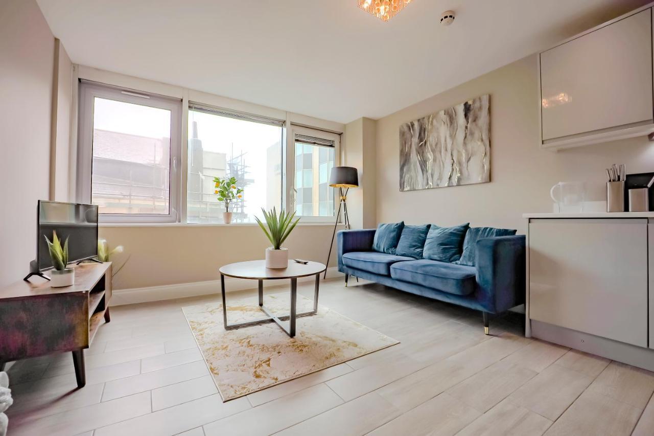 Flash Sales Offer - Any Week Day No Minimum Night Restrictions Centre 1 Bedroom Flat Bn1gre17