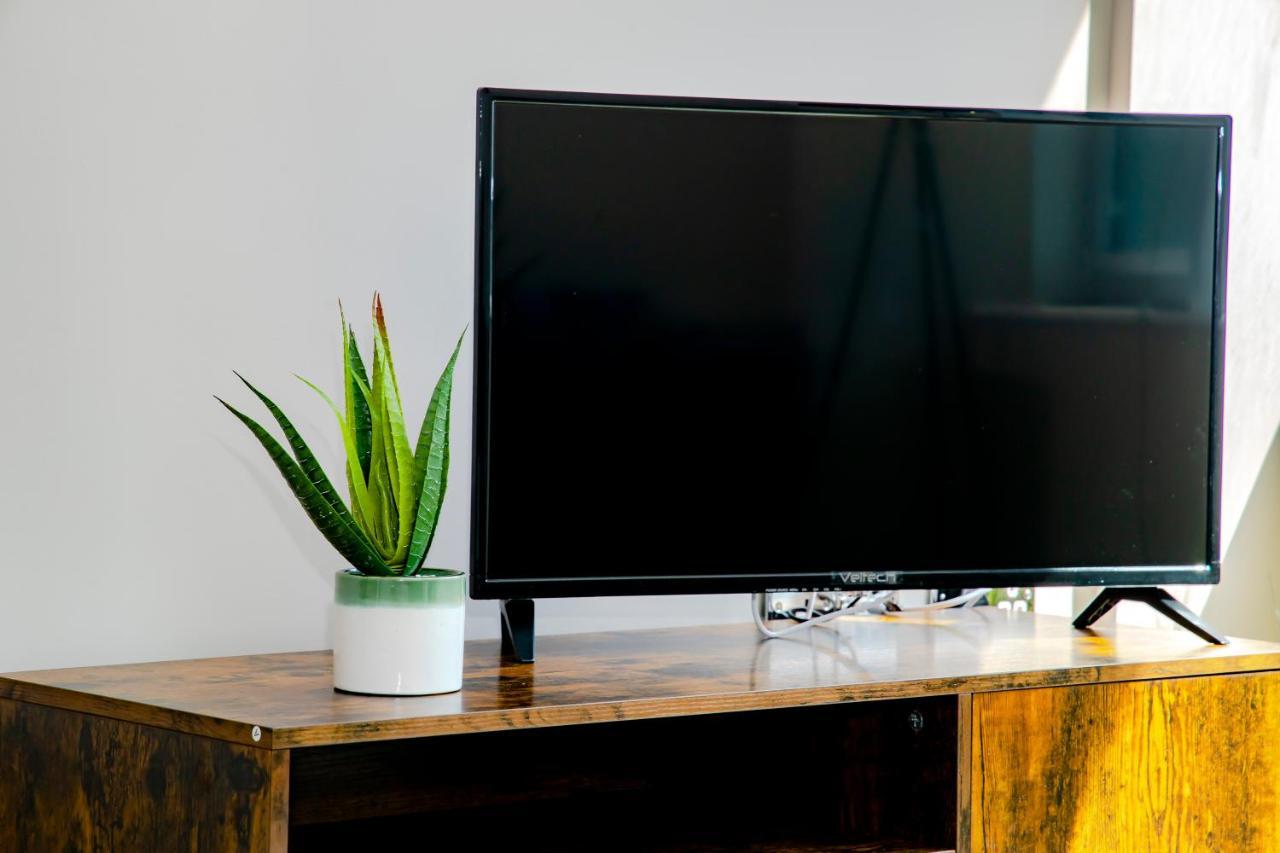 Flash Sales Offer - Any Week Day No Minimum Night Restrictions Centre 1 Bedroom Flat Bn1gre17 Apartment